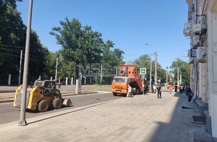 Новый асфальтоукладчик и каток XCMG введены в эксплуатацию - 3